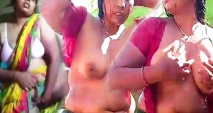 Desi Village House Wife Bathing Video Full Open and Hot Fingering 2 Clips